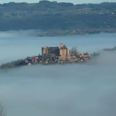 Maison Avec Piscine Privee A Proche Rocamadour & Vallee Dordogne, Du Samedi Au Samedi ルブレサック