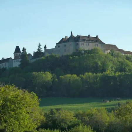 Maison Avec Piscine Privée à Proche Rocamadour&vallée Dordogne, Du Samedi Au Samedi Casa de Férias