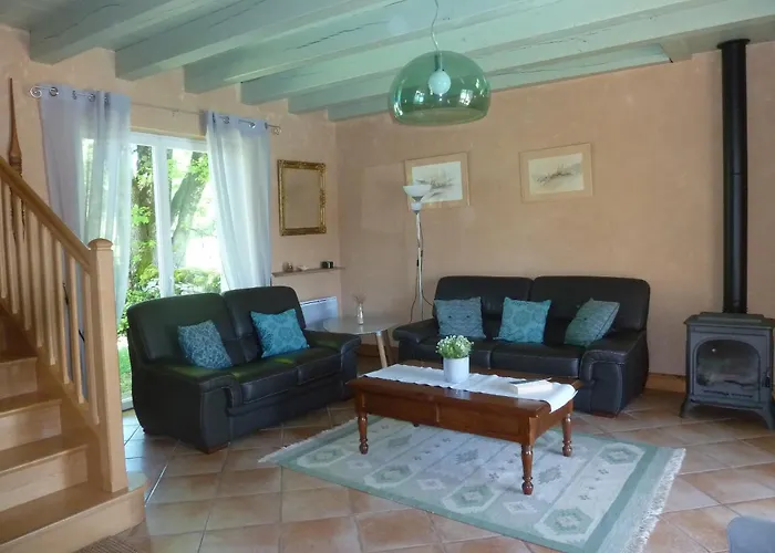 Maison Avec Piscine Privee A Proche Rocamadour & Vallee Dordogne, Du Samedi Au Samedi Loubressac